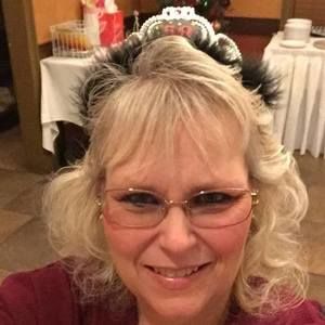 Meet your Posher, Sharon